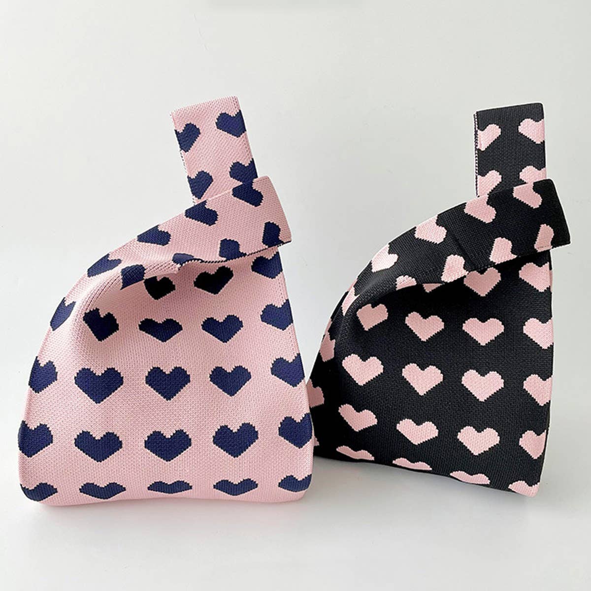 CONTRAST COLOR LOVE KNITTED TOTE BAG_CWAB1492