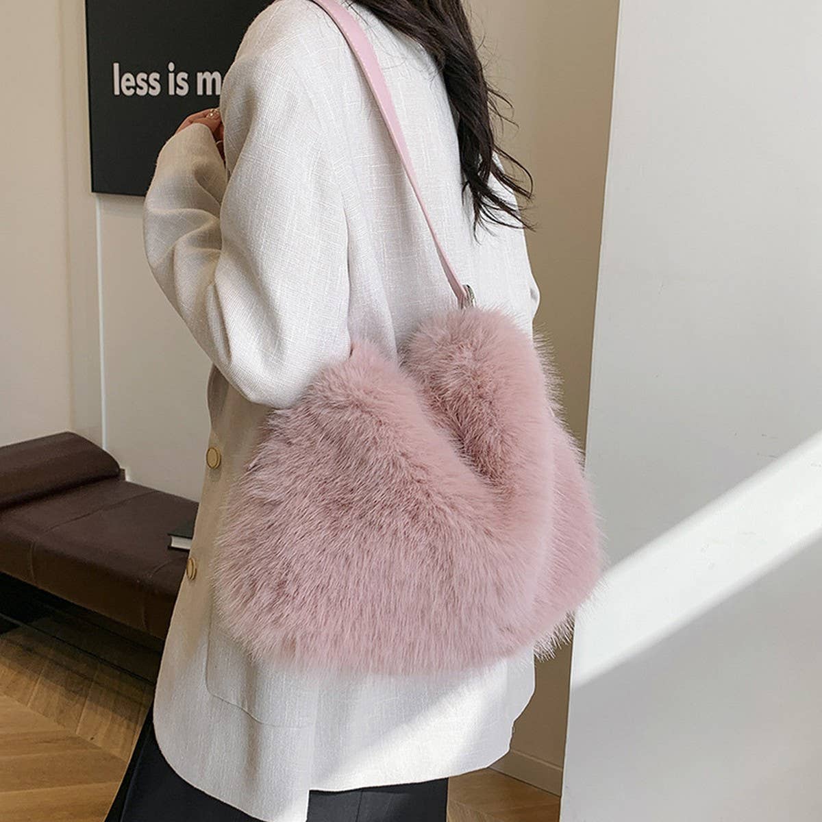 WINTER FAUX FOX FUR ONE SHOULDER FASHION PLUSH BAG_CWAB4009