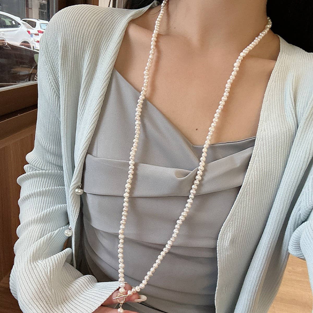 HIGH-GRADE FRESHWATER PEARL SWEATER NECKLACE