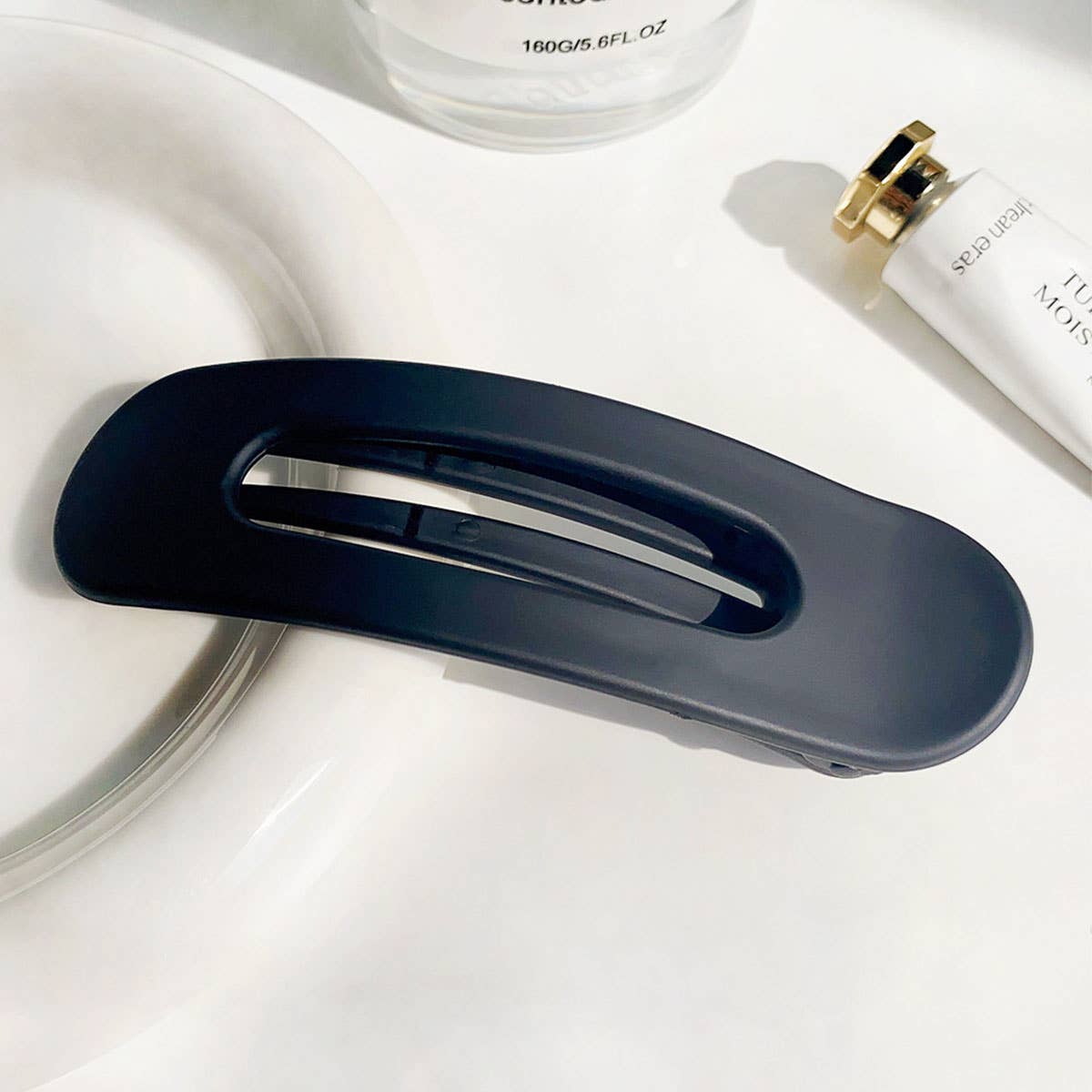 Simple and elegant matte coffee series hair clips