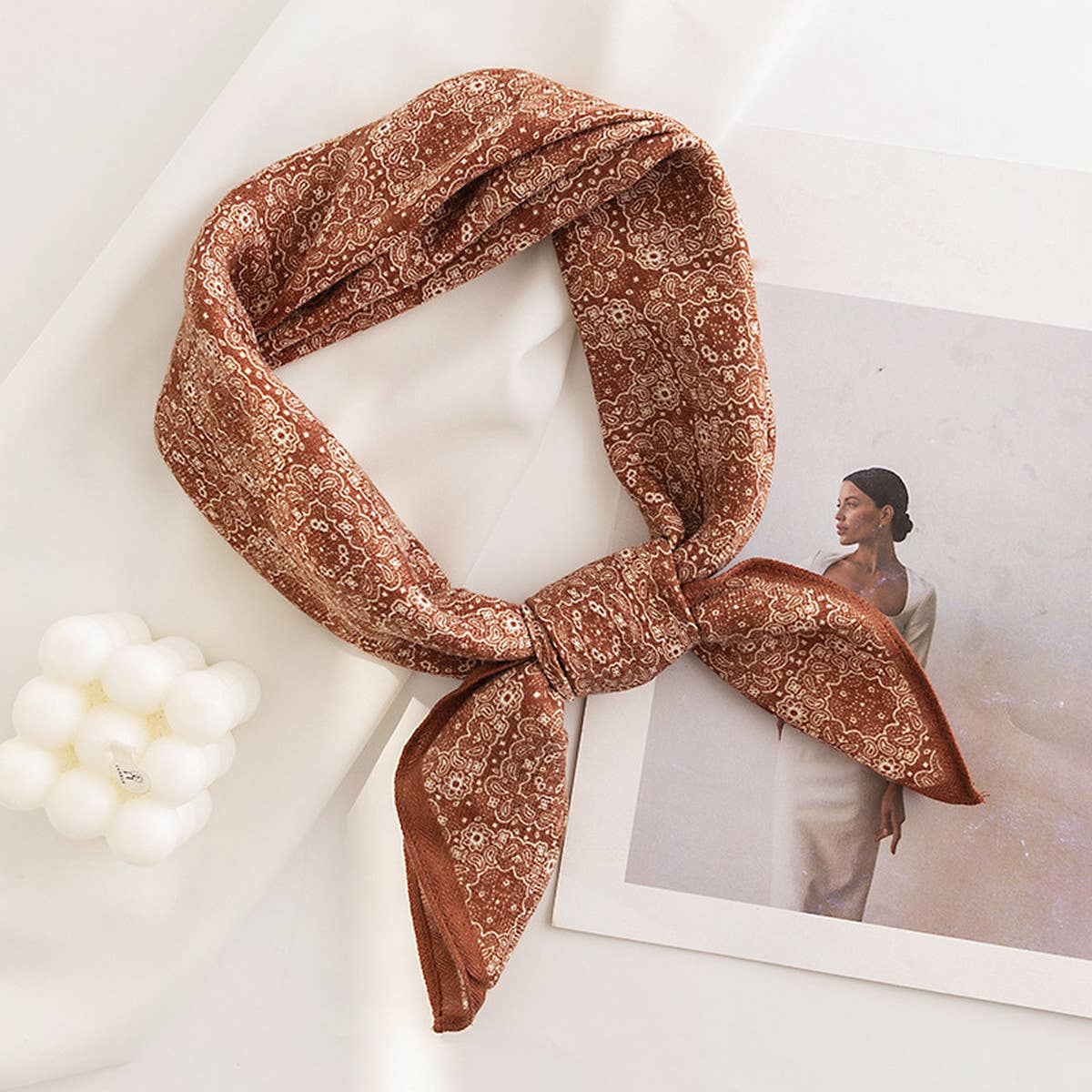 Vintage Houndstooth Print Satin Square Scarf