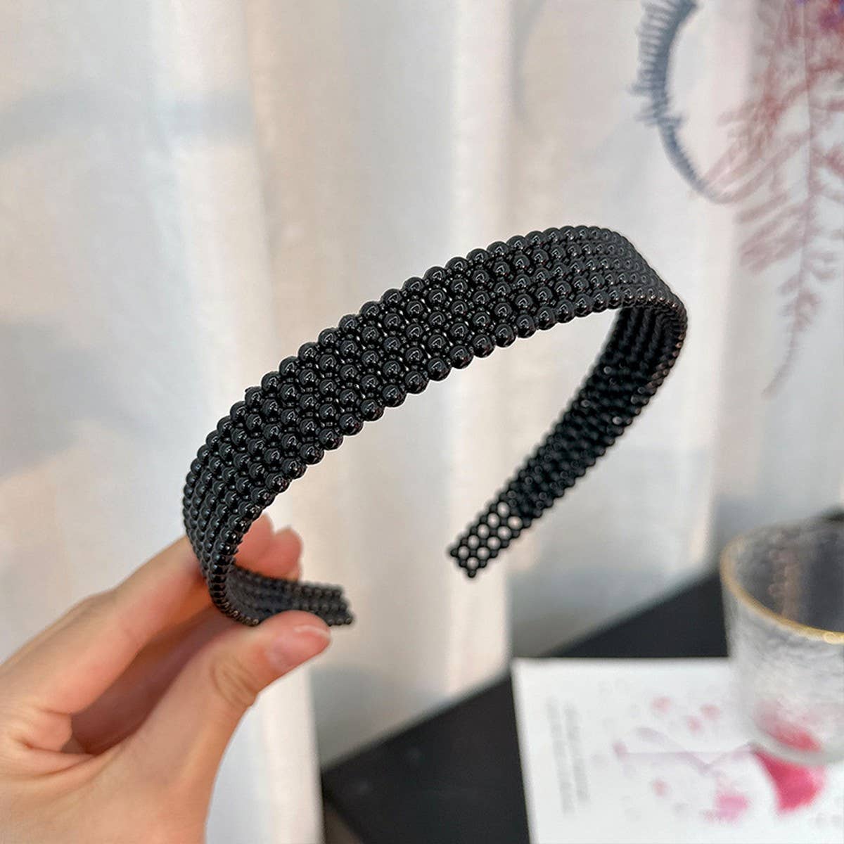 Pearl Acrylic Headband ??Stylish Hair Accessory_CWAHA5659