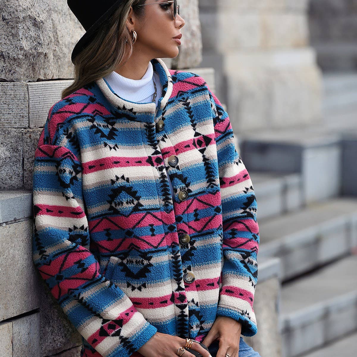 Single breasted geometric fleece jacket