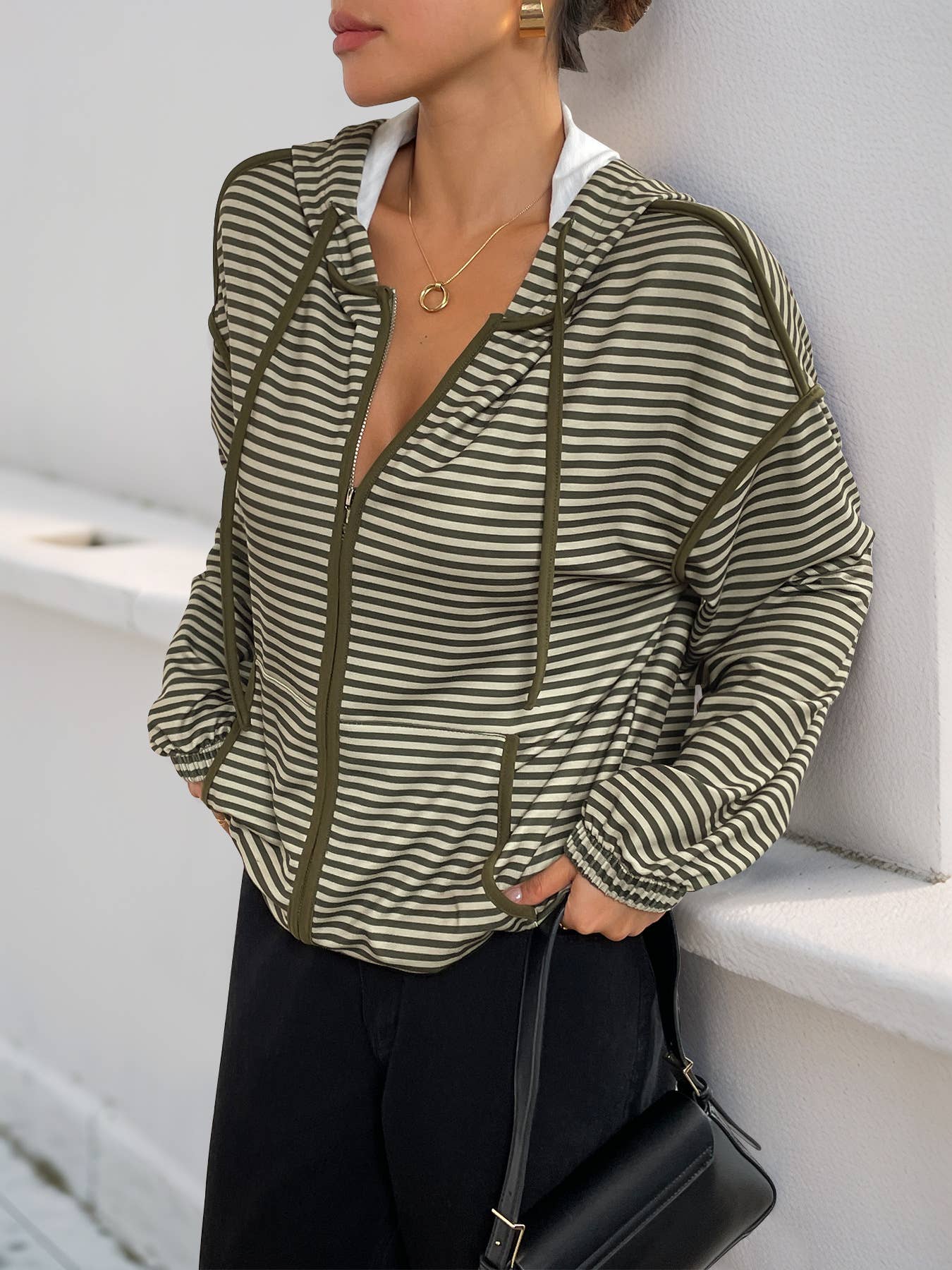 Laid-back striped casual hooded sweatshirt