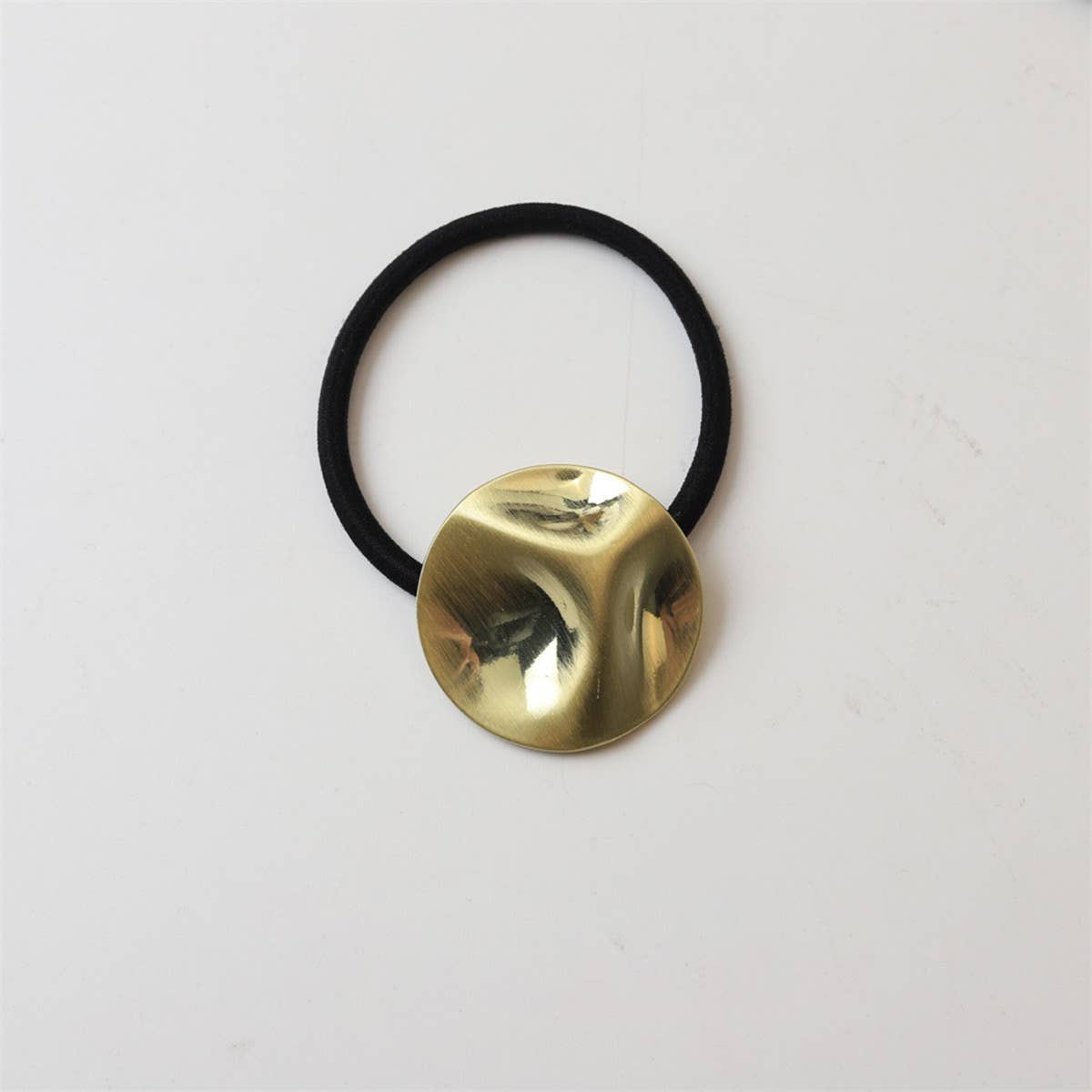 COOL AND COLOR-RETAINING HAIR SCRUNCHIES