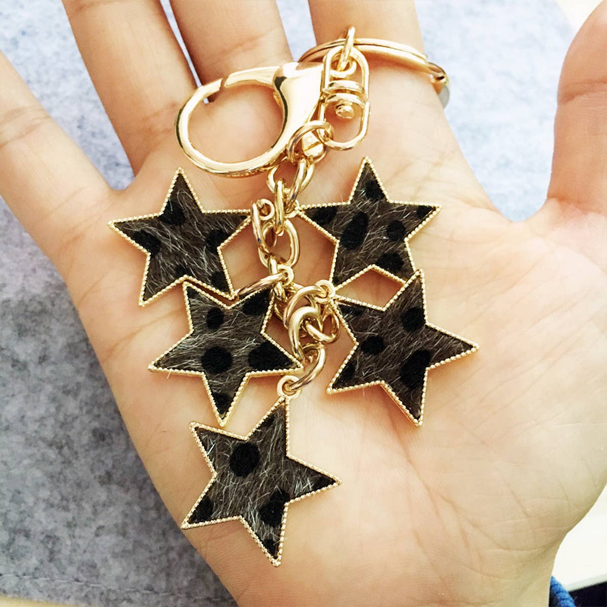 NEW LEOPARD PRINT FIVE-POINTED STAR KEYCHAIN