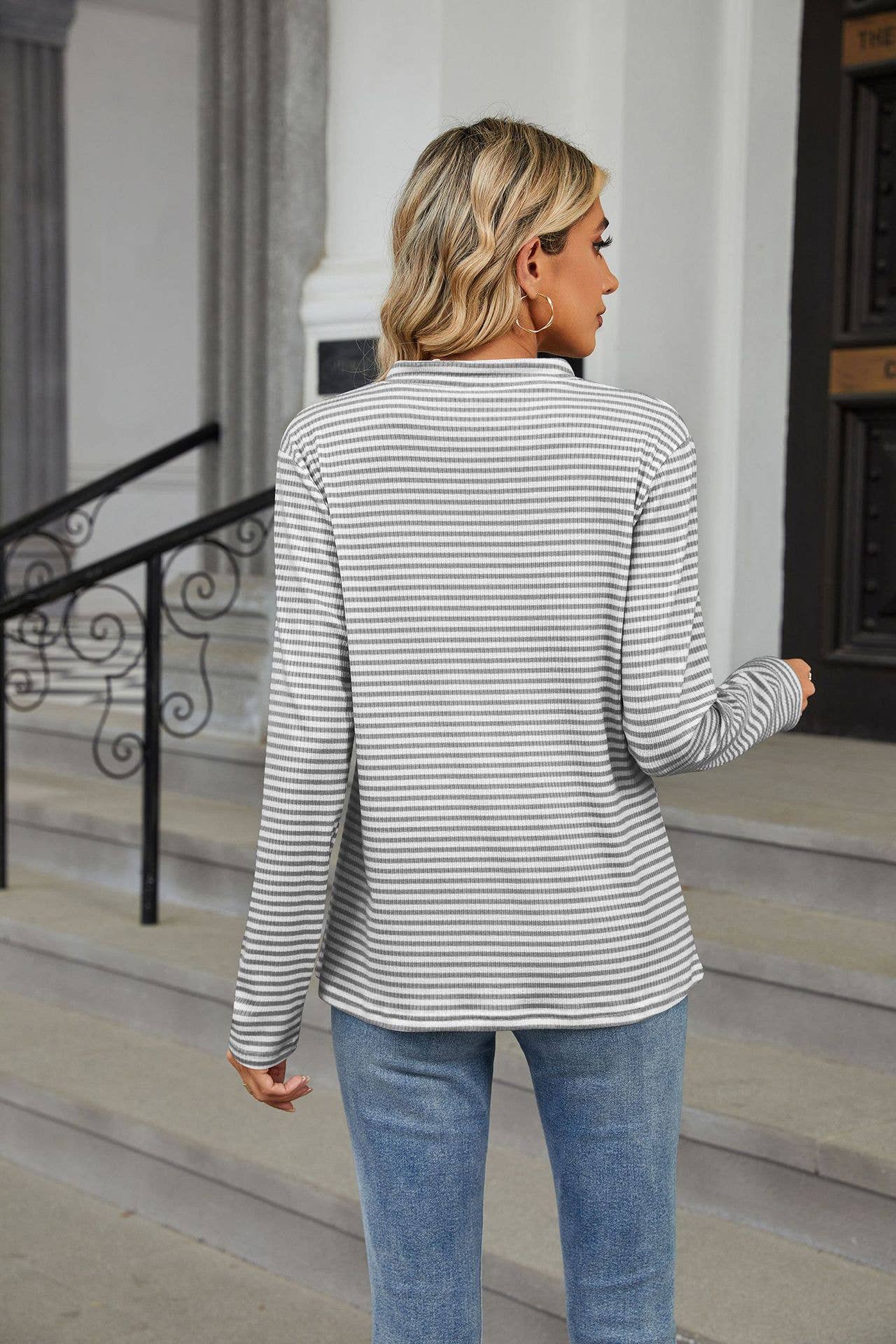 V-NECK BUTTON-STRIPED LONG-SLEEVED CASUAL T-SHIRT