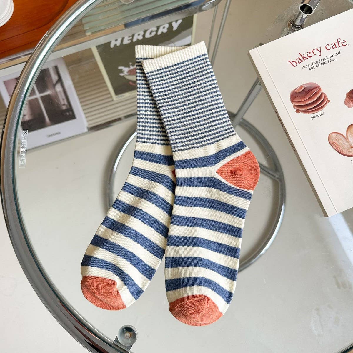 CWMS2509_2025 NEW STRIPED WOMEN'S MID-LENGTH SOCKS