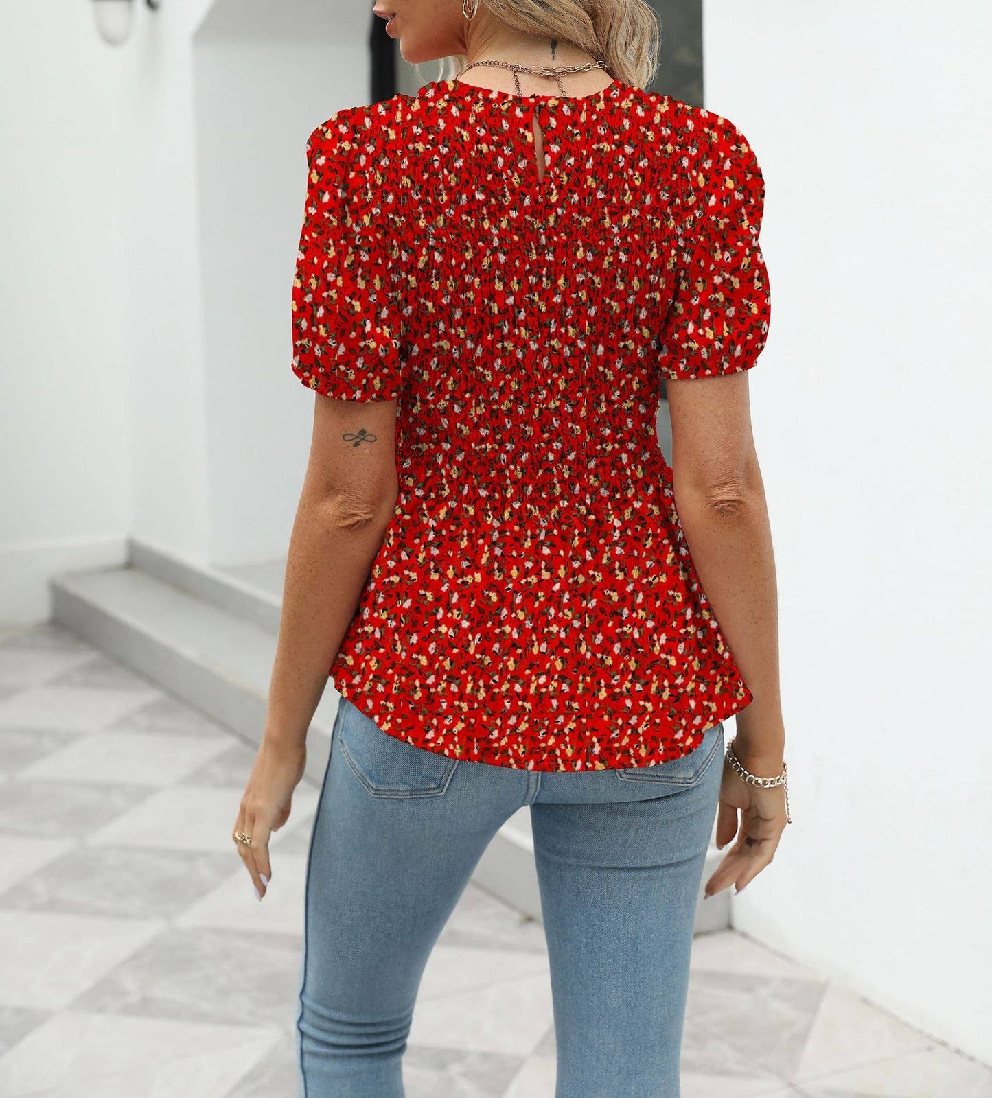 SHORT SLEEVE SHIRT WITH SHREDDED FLOWER BOUQUET