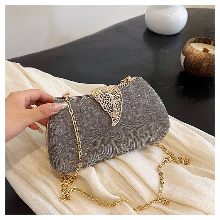Fashionable shiny and versatile crossbody bag