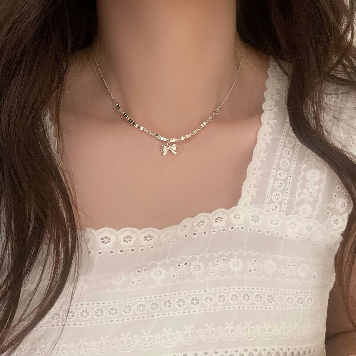 NEW HIGH-END VERSATILE BOW PENDANT NECKLACE