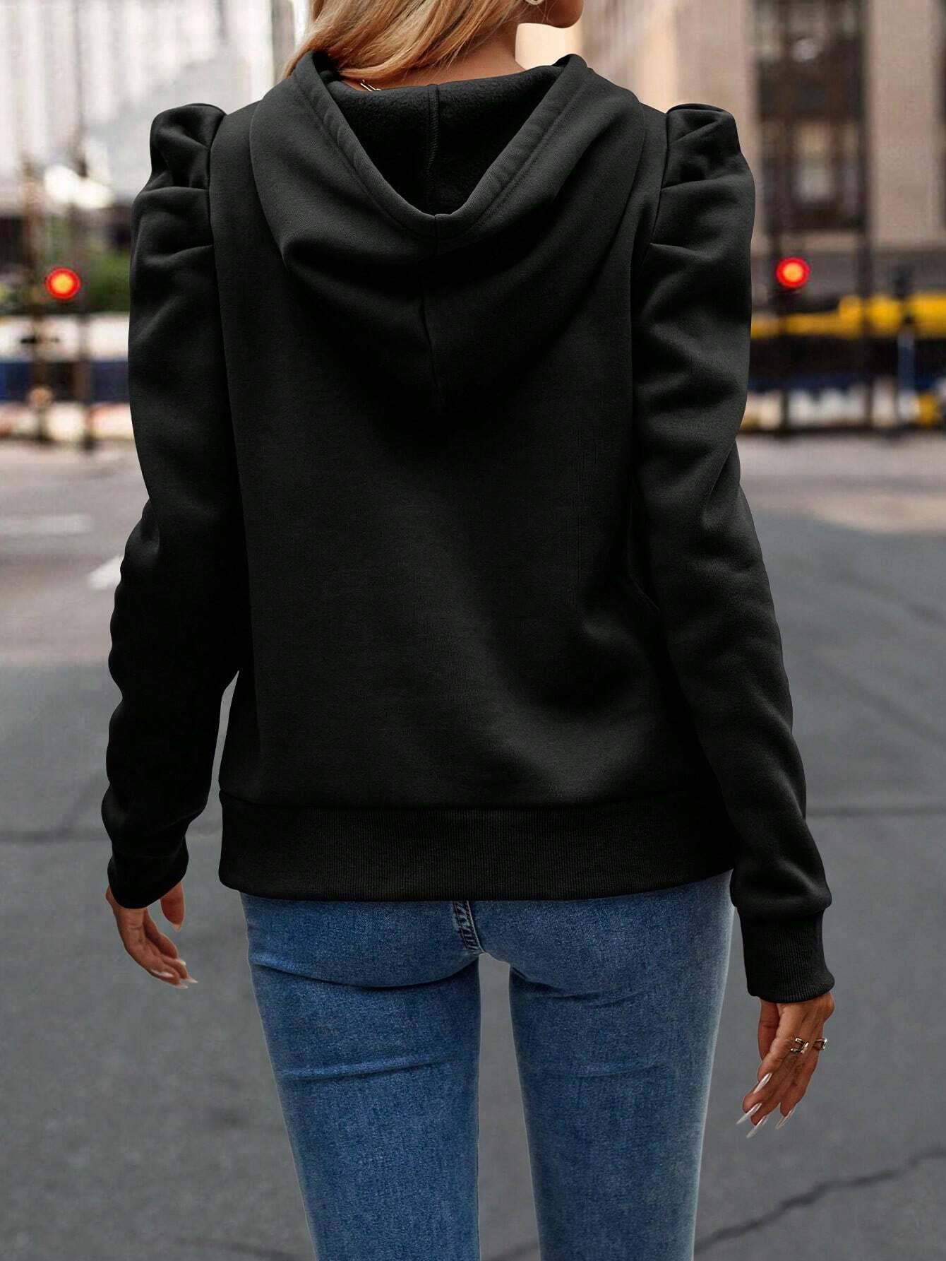 Fashionable hooded long sleeve casual sweatshirt