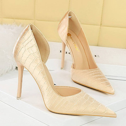 RETRO PATTERN SIDE HOLLOW POINTED TOE HIGH HEELS_CWSHH0112