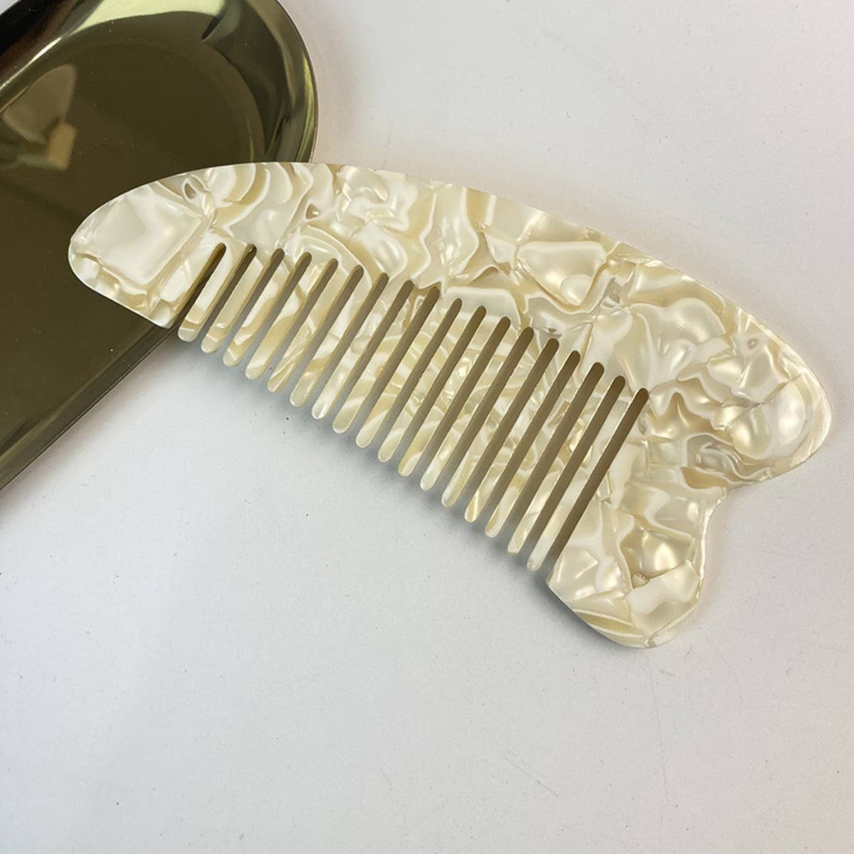 Acetate Anti-Static Comb with Fine Teeth & Heart_CWMM6437