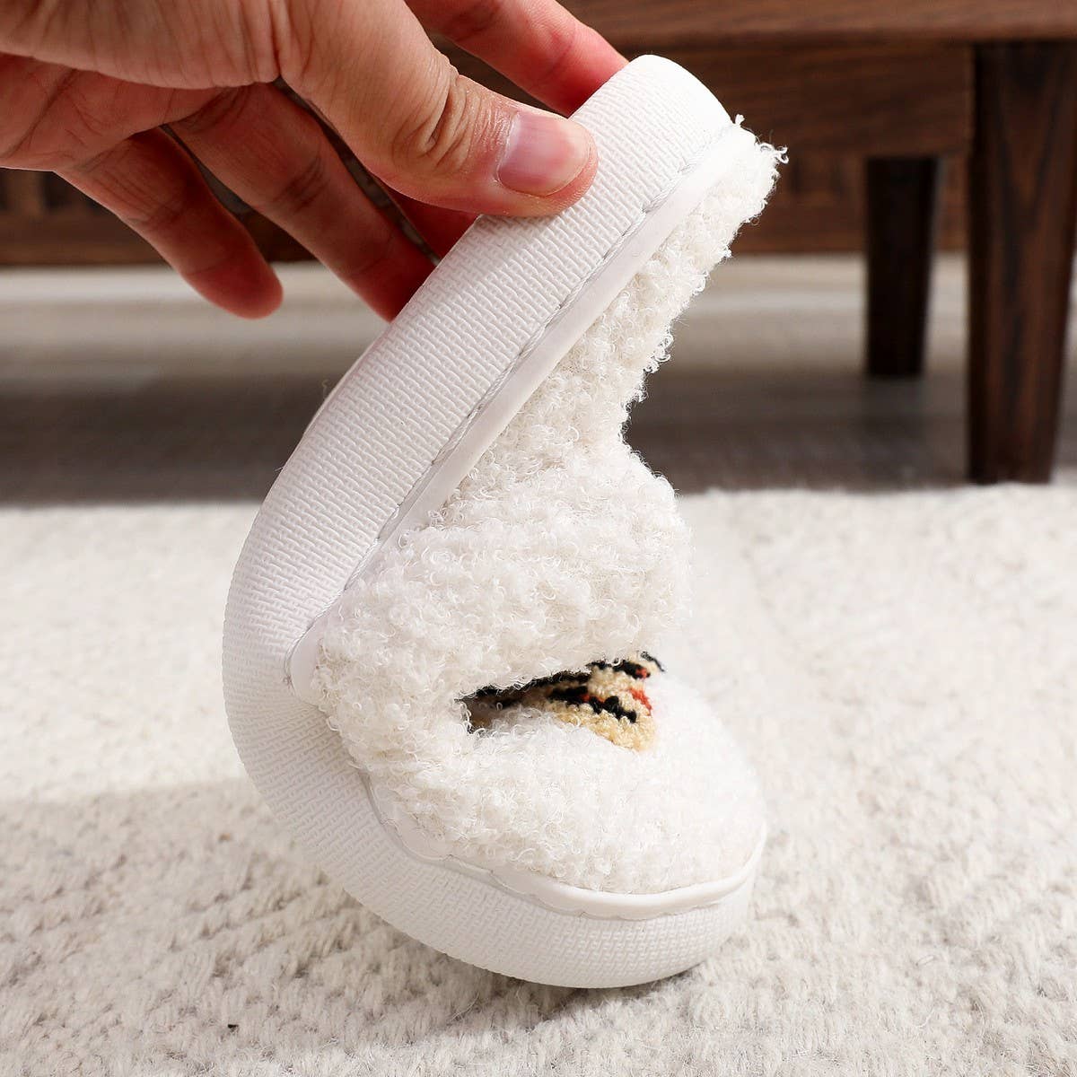 WINTER SMILING FACE PEACH HEART COTTON SLIPPERS