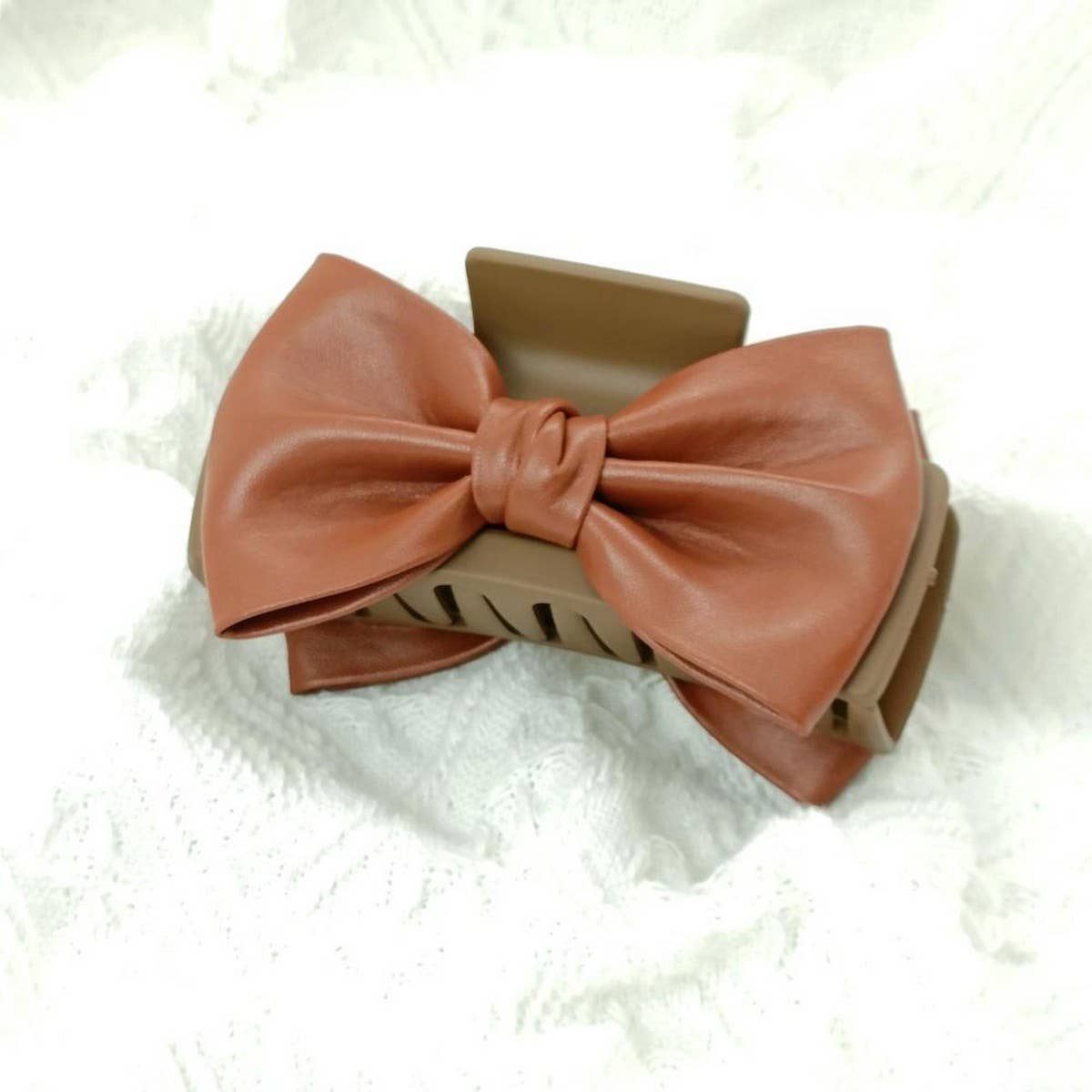 Large Retro PU Leather Double-Sided Bow Clip_CWAHA6375