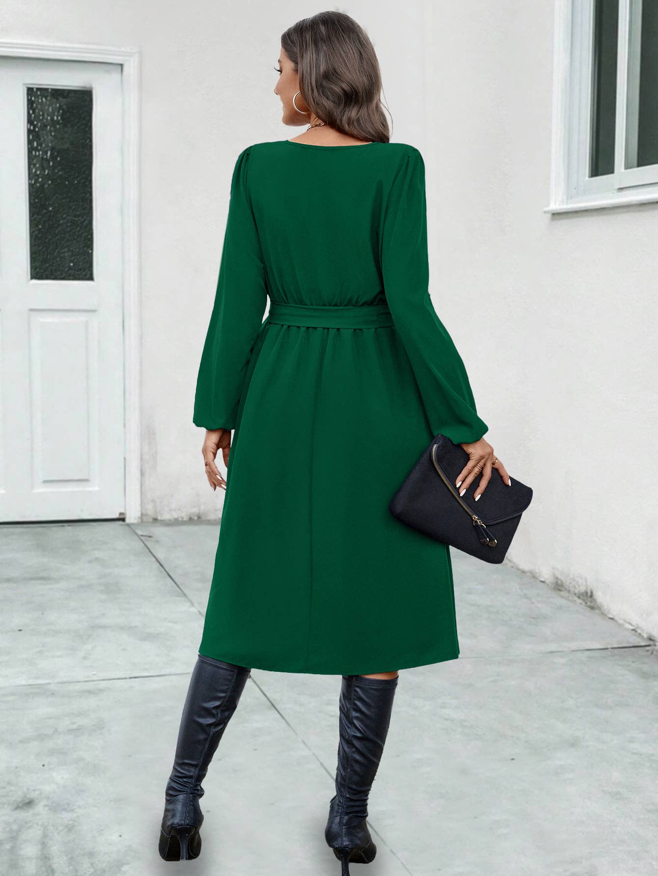 Irregularly collared button long-sleeved dress