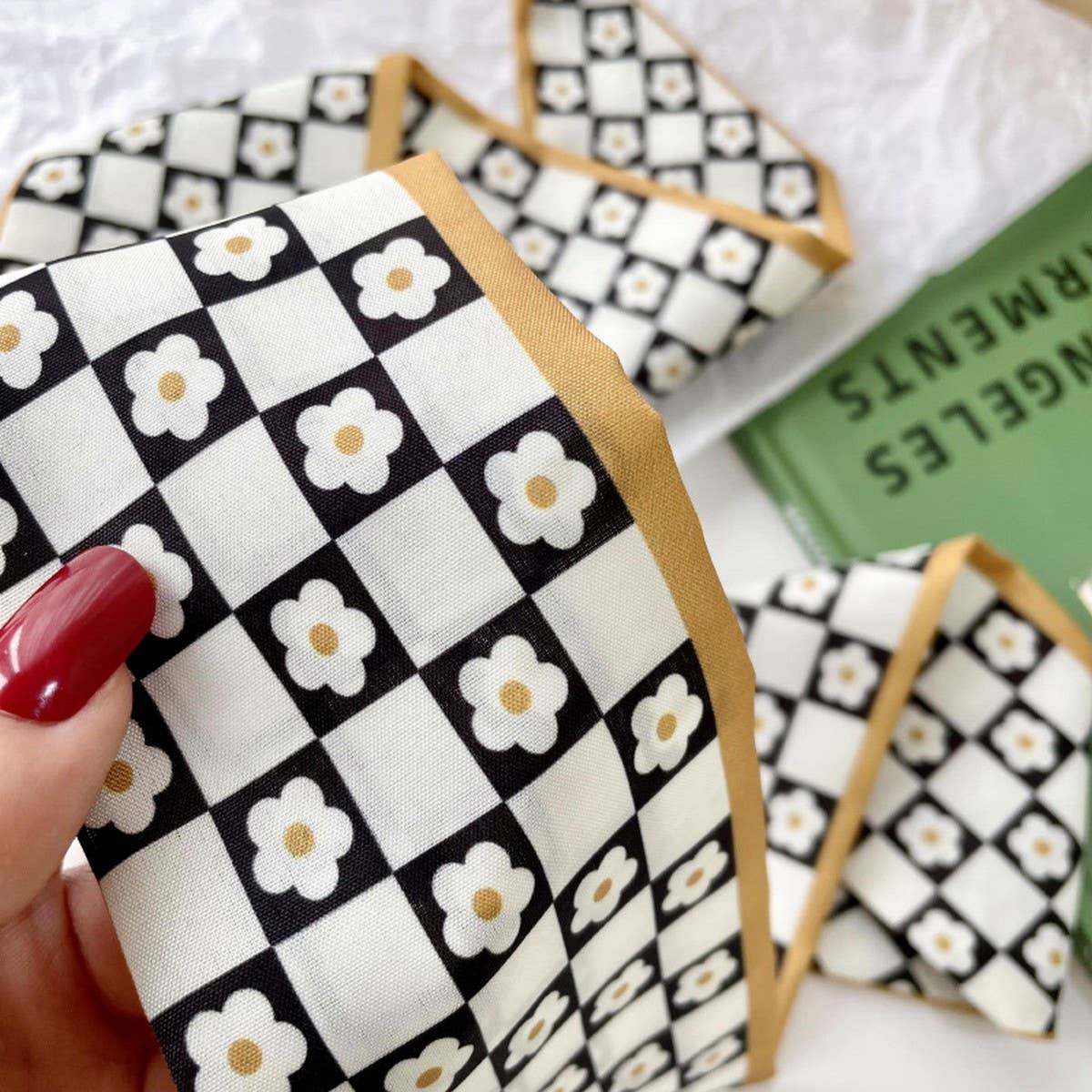 VERSATILE GEOMETRIC SQUARE HAIR FASHION HEADBAND