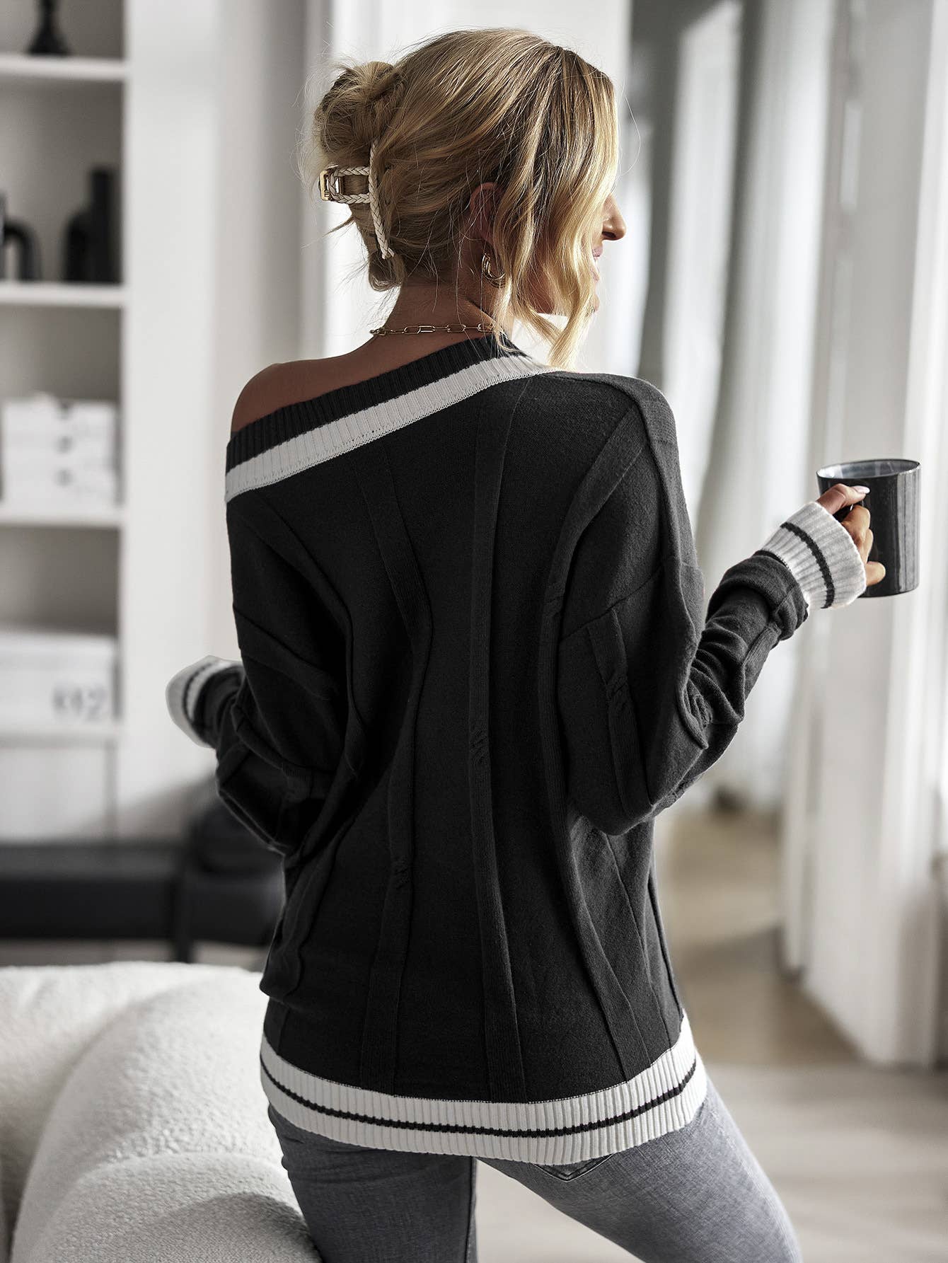V-NECK COLOR CONTRAST PATCHWORK PULLOVER SWEATER