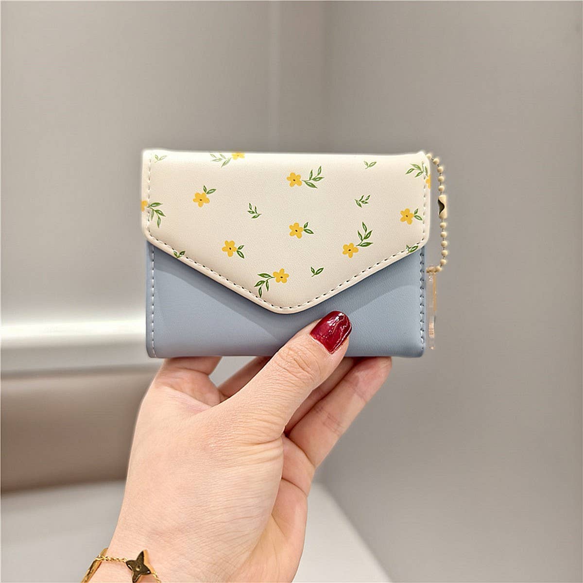 SMALL FRESH FLORAL TRI-FOLD THIN SHORT WALLET_CWAB2547