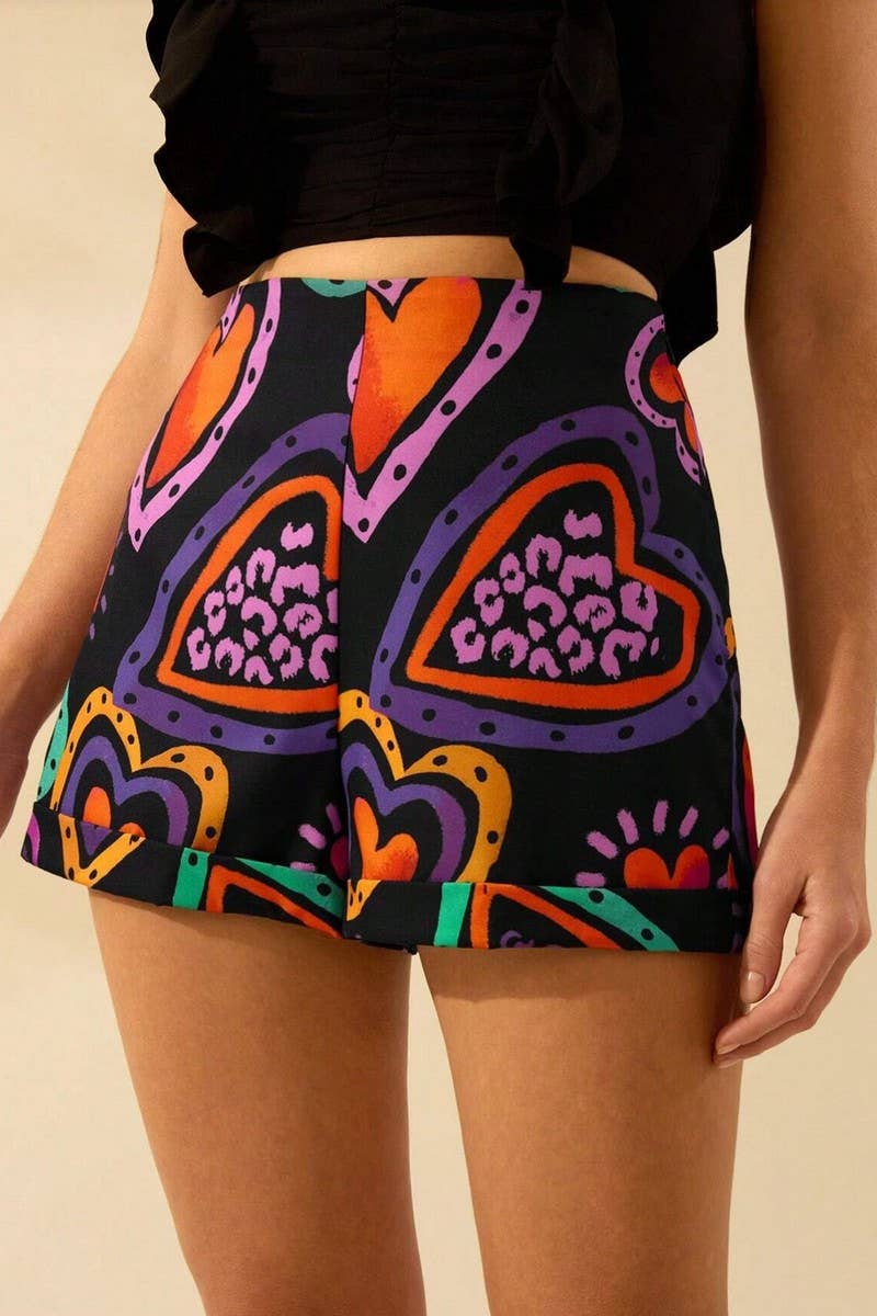 CWBSP00615_HEART PRINT SLIM FIT CASUAL BEACH SHORTS