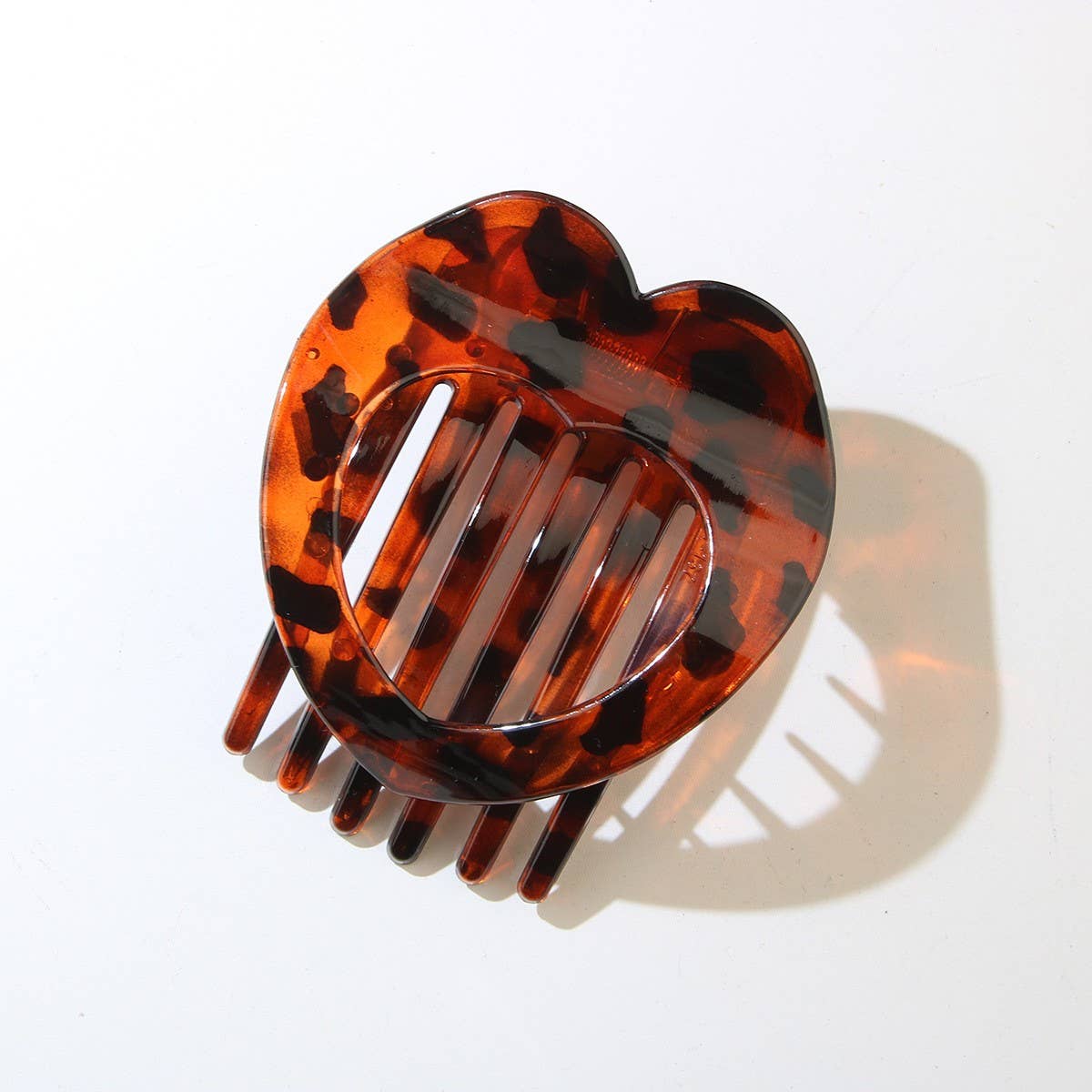 CWAHA07407_HOLLOW HEART NO-CREASE DUCKBILL HAIR CLIP