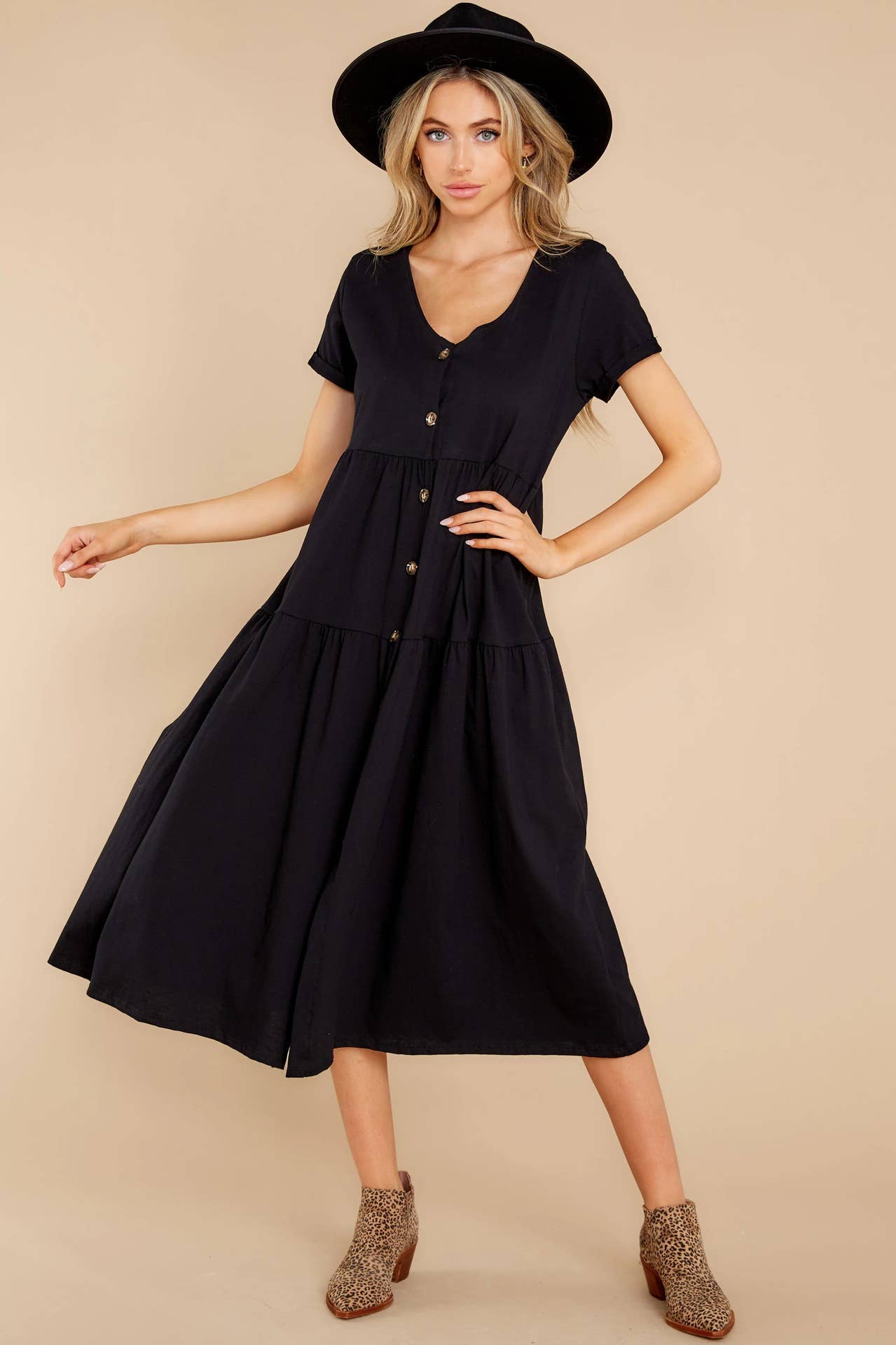 V-neck single-breasted pleated loose long dress