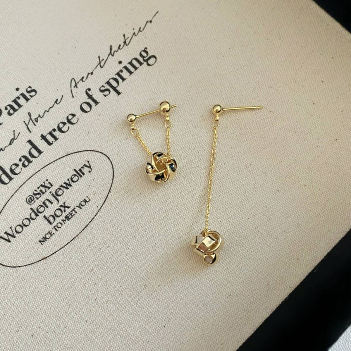 GEOMETRIC SPIRAL TWIST PENDANT TASSEL EARRINGS