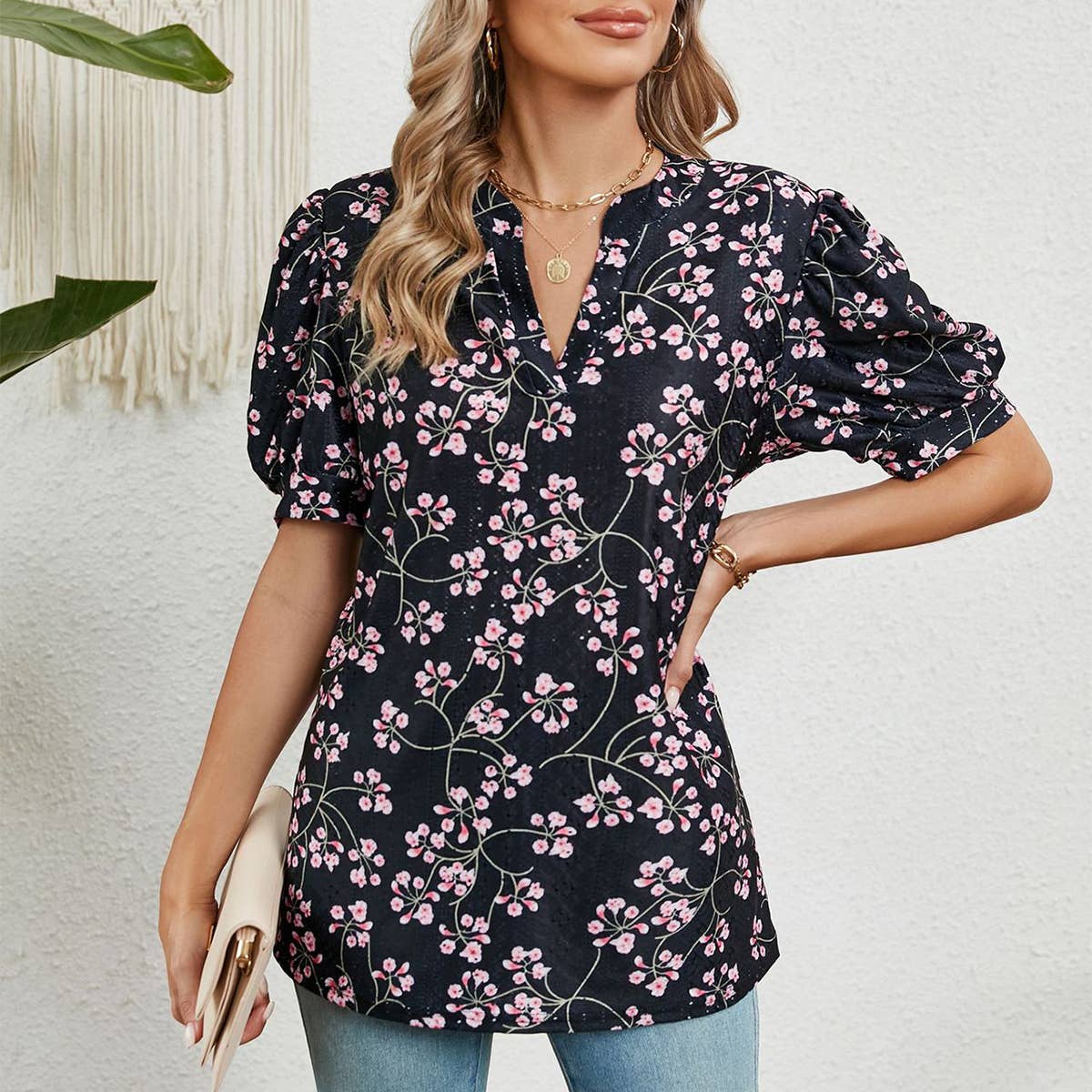 V NECK LOOSE SHORT SLEEVE PRINTED T SHIRT_CWTSTS0315