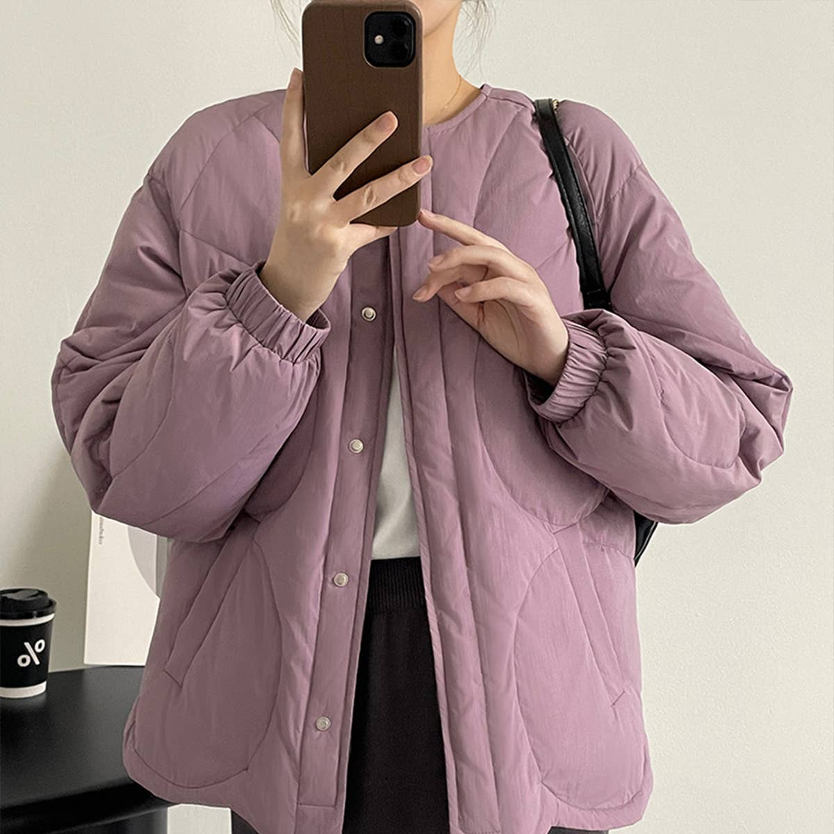 Round neck warm white down jacket