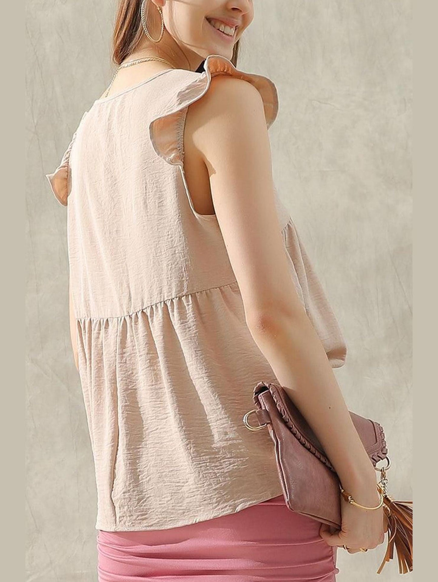 V NECK RUFFLE SLEEVE TOP