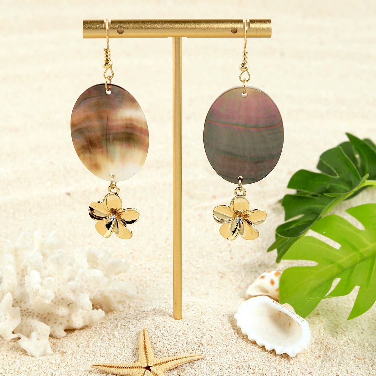 MINIMALIST NATURAL BLACK SHELL OVAL EARRINGS