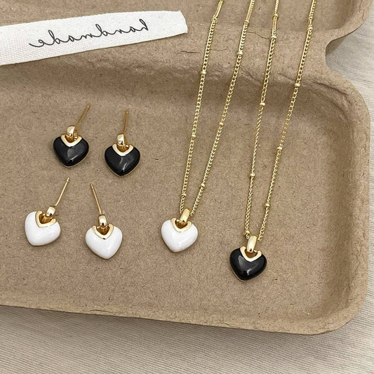 VALENTINE'S DAY BLACK HEART PENDANT EARRINGS