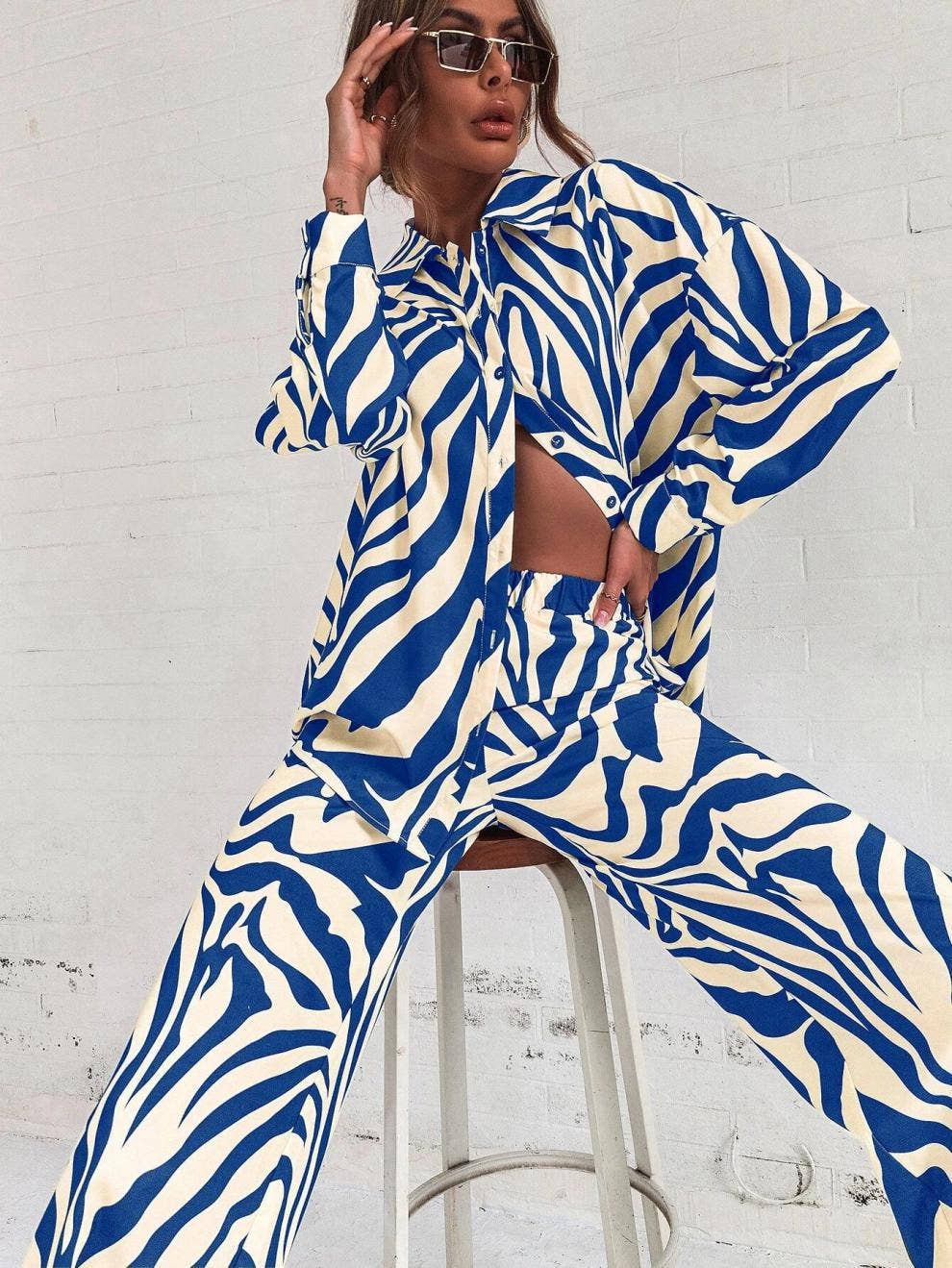 LONG-SLEEVED FULL-PRINT SHIRT AND PANT SUIT