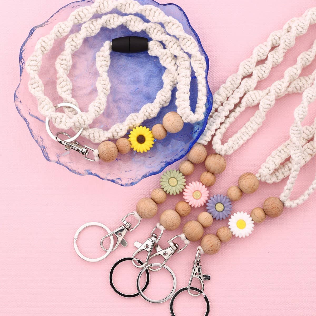 Soft Woven Crossbody Strap with Daisy Pendant_CWAB5070