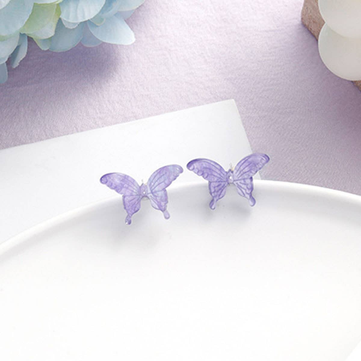 Purple simple and fresh floral stud earrings