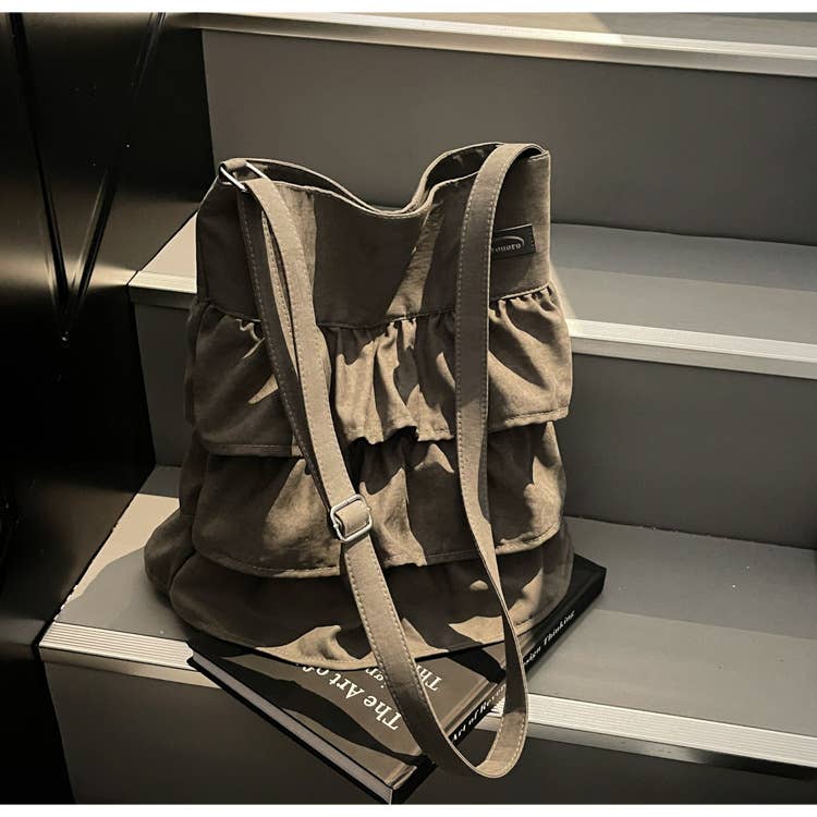 Lotus leaf pleats large-capacity crossbody bag