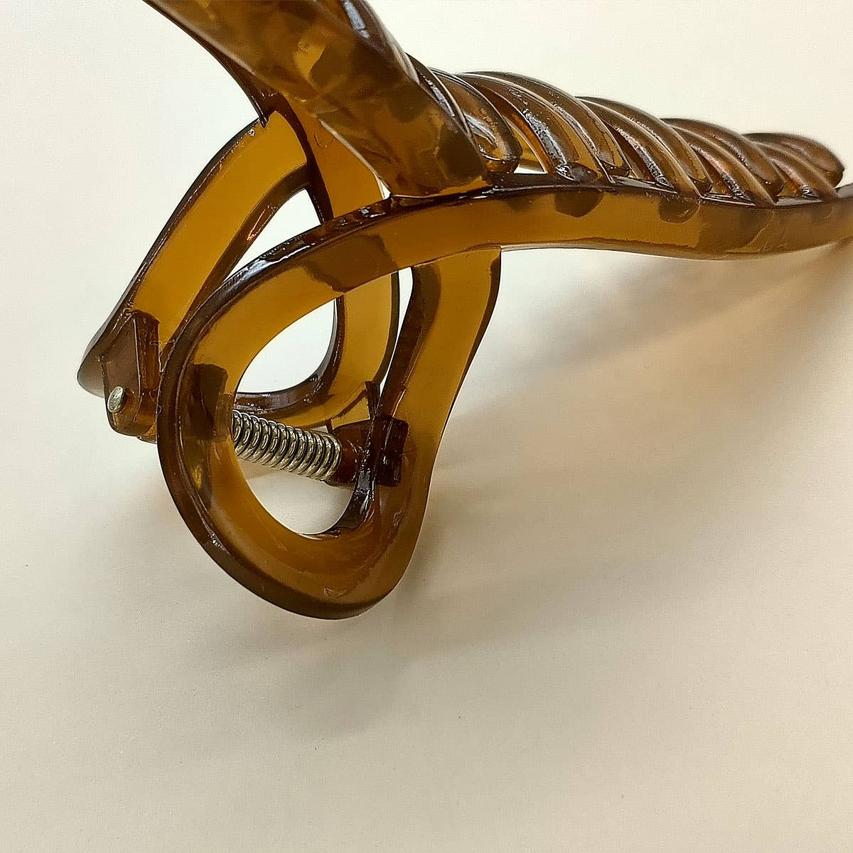 5.12"IN LARGE CROSS GRIP HAIR CLAW CLIP_CWAHA1050