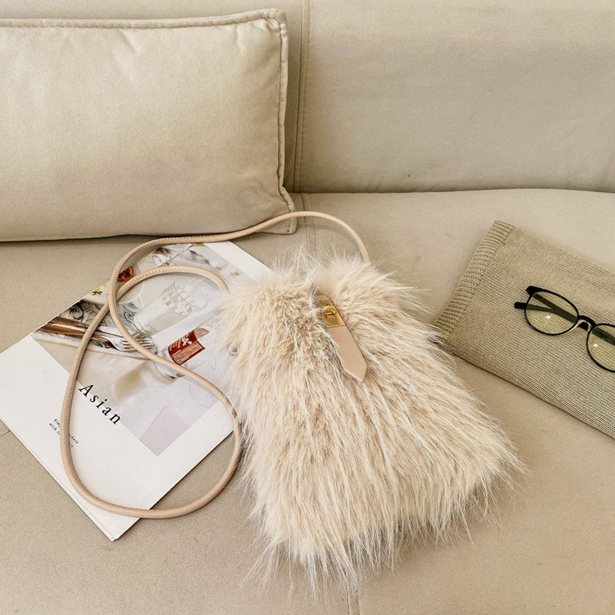 WINTER FAUX FUR SHOULDER CROSSBODY PLUSH BAG_CWAB4005