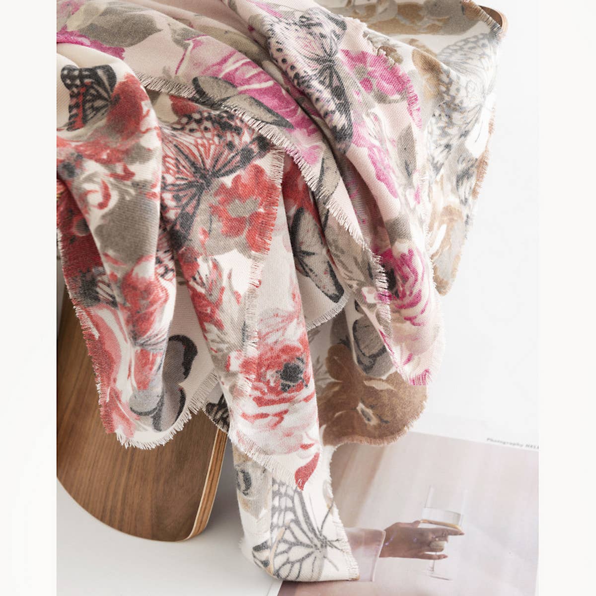 STYLISH WARM FRINGED TWILL FLORAL SCARF_CWASC0488