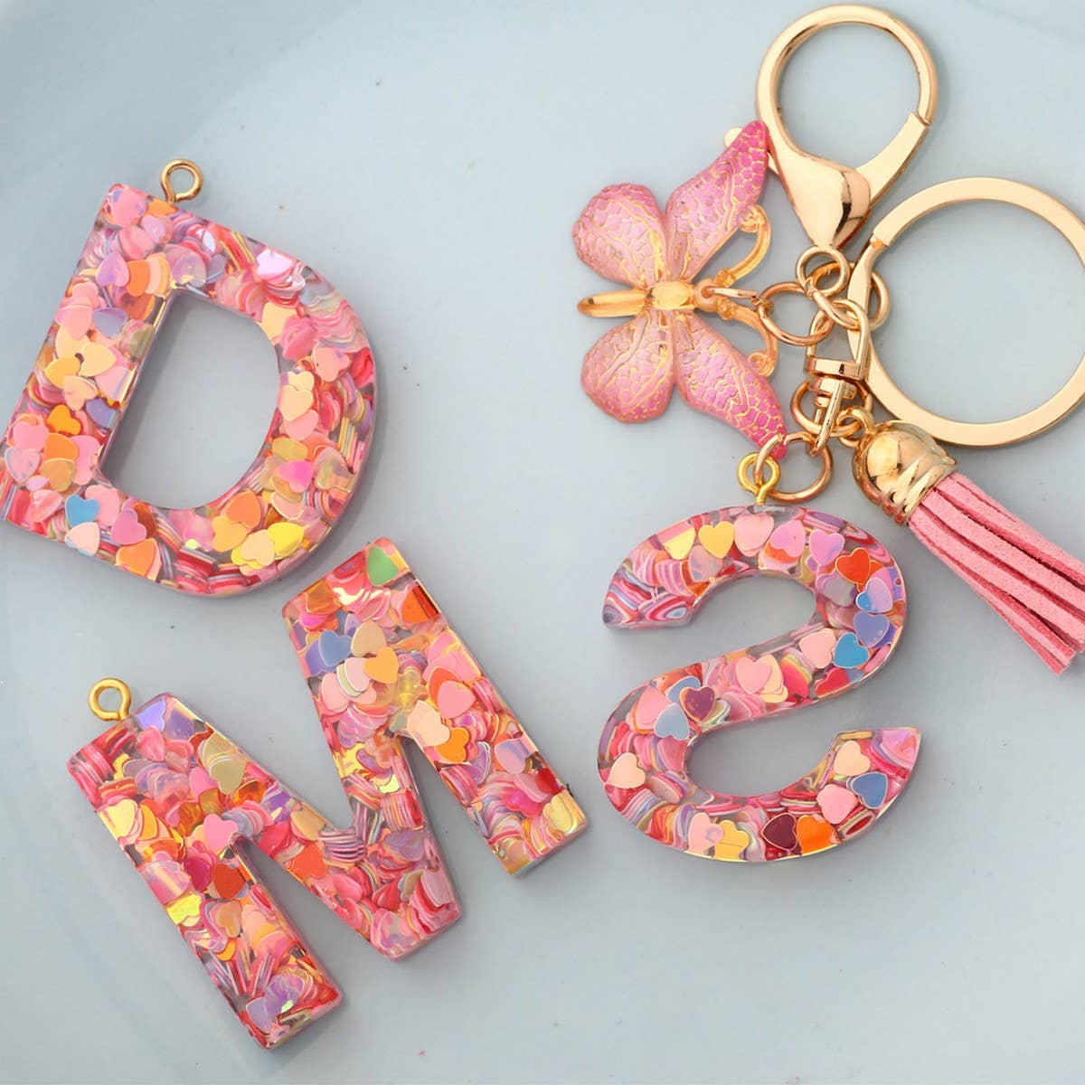 CRYSTAL LETTER SEQUIN RESIN KEYCHAIN_CWAJE0663