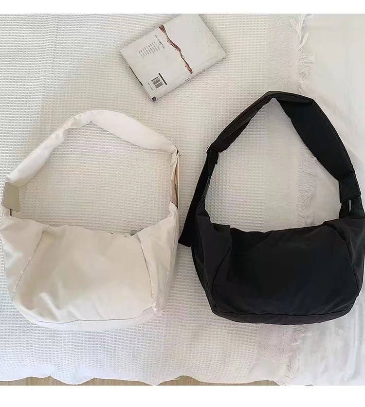 Pleated wide shoulder strap canvas bag