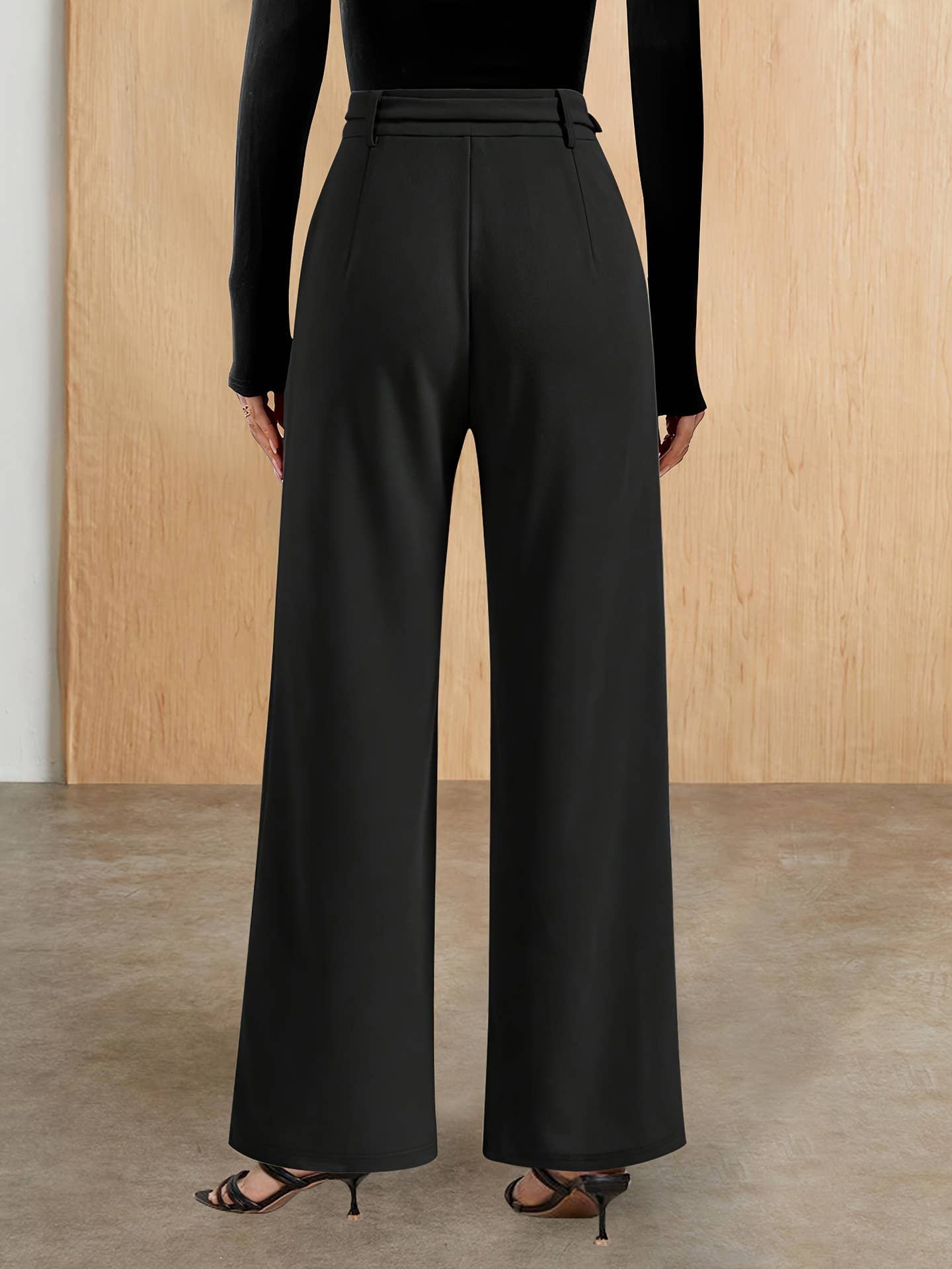 METAL BELT HIGH-WAISTED STRAIGHT-LEG SLACKS