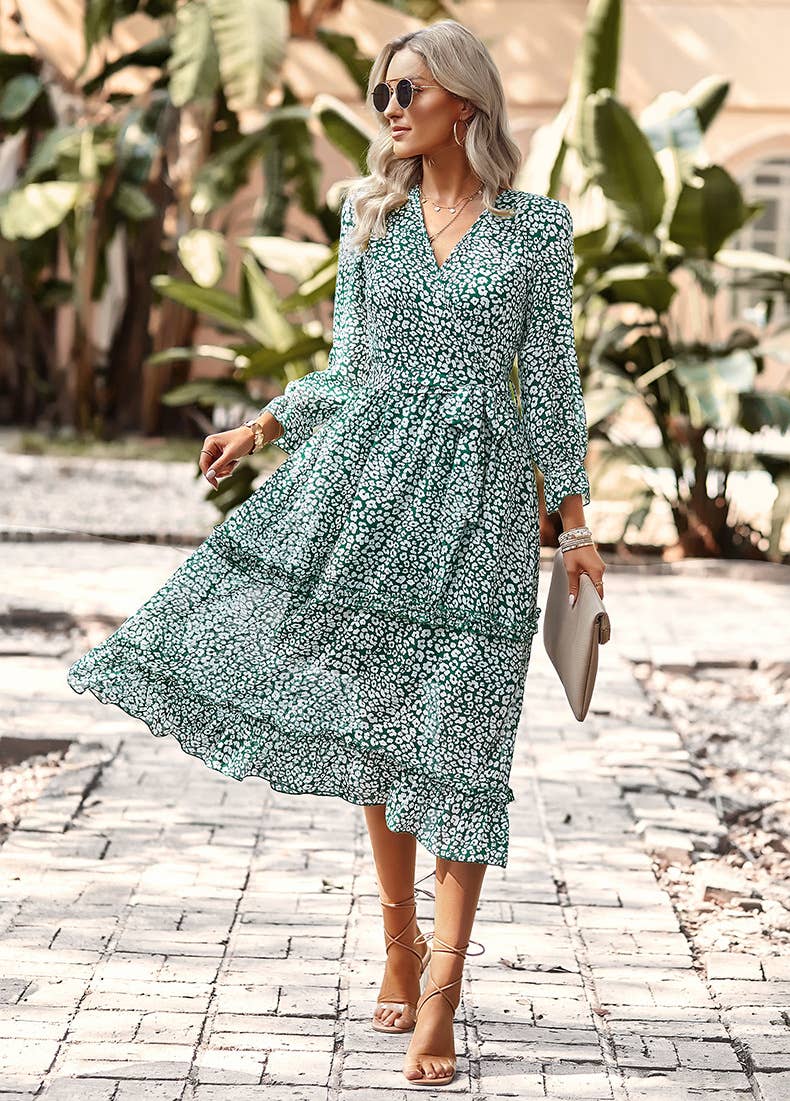 Elegant V-neck seven-point sleeve lace-up dress