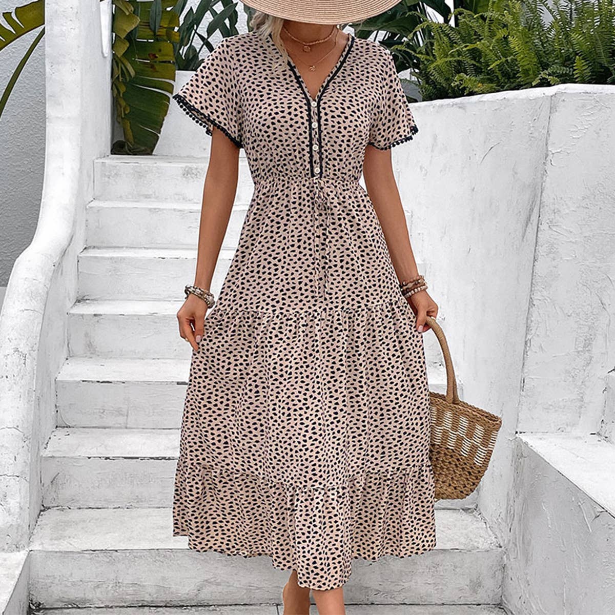 SHORT SLEEVE LEOPARD PRINT MID-LENGTH DRESS