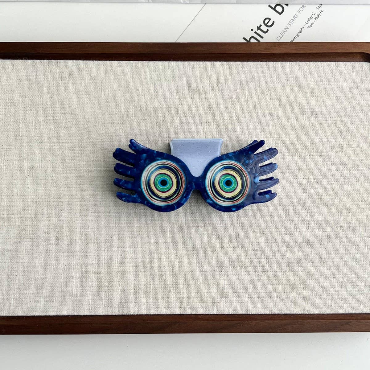 Eye Hand Acetate Large Hair Claw Clip for Women_CWAHA5776