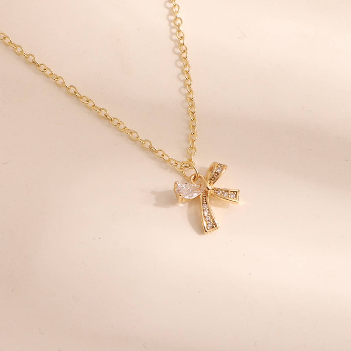 Copper-plated bow collarbone necklace