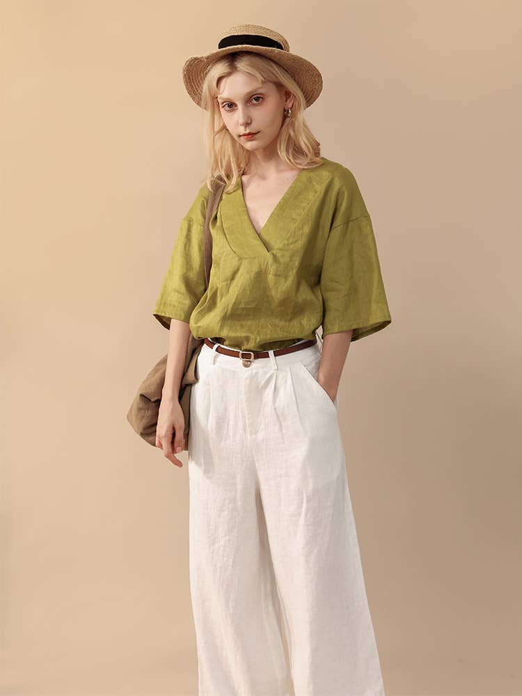 Linen wide-brimmed V-neck blouse