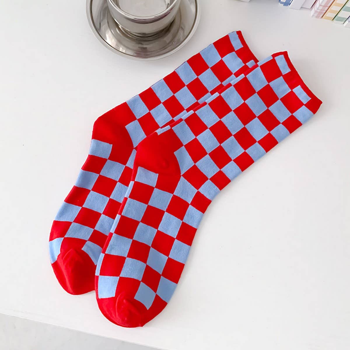 NEW ALL-PLAID MID-TUBE SOCKS FOR MEN AND WOMEN