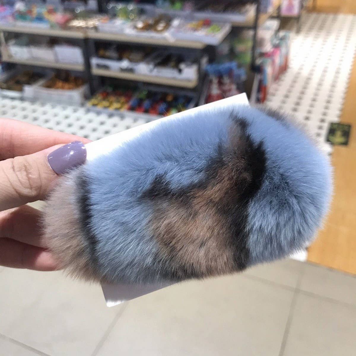 Furry Mink Hair Clip ? Cute Fluffy BB Barrette